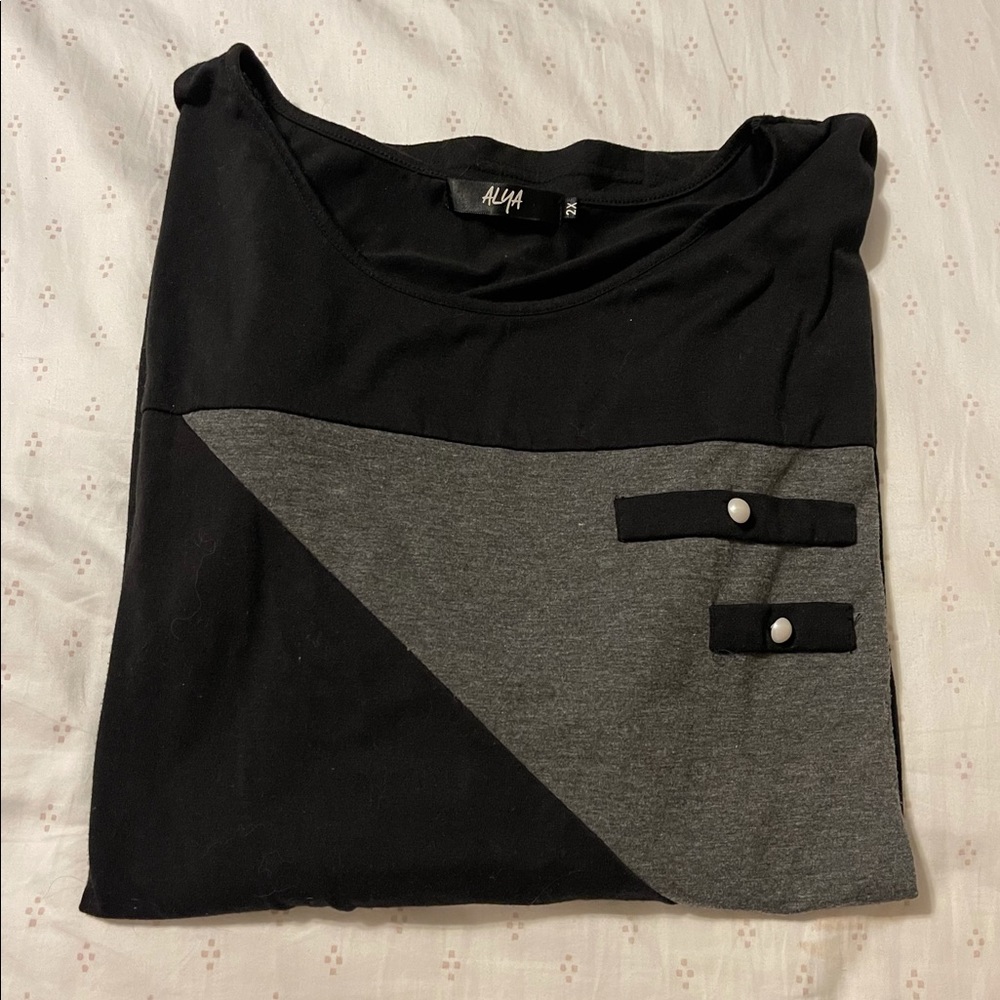 Tunic top w/ button detail